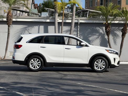 Used 2020 Kia Sorento FWD V6 image 6