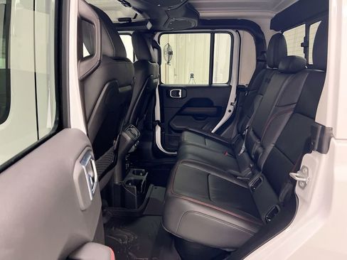 New 2026 Jeep Gladiator Mojave AWD/4WD image 16