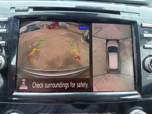 Used 2020 Nissan Murano Platinum w/ Cargo Package image 25