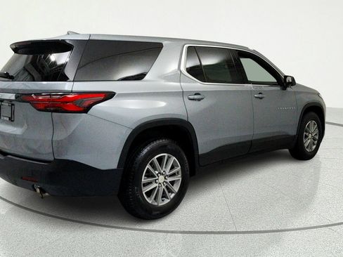 Certified 2023 Chevrolet Traverse LS FWD image 5
