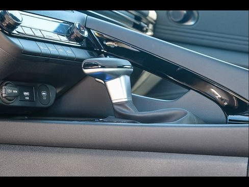 New 2026 Hyundai Elantra SEL FWD image 24