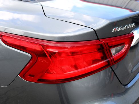 Used 2017 Nissan Maxima 3.5 SV image 11