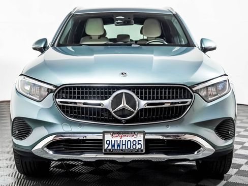 Certified 2026 Mercedes-Benz GLC 300 image 8