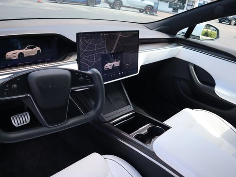Used 2023 Tesla Model S Plaid AWD/4WD image 15