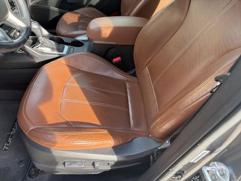 Used 2014 Hyundai Tucson Limited image 11