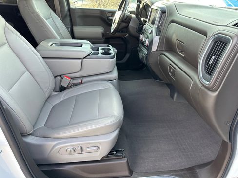 Used 2020 GMC Sierra 1500 SLT w/ Driver Alert Package I image 30