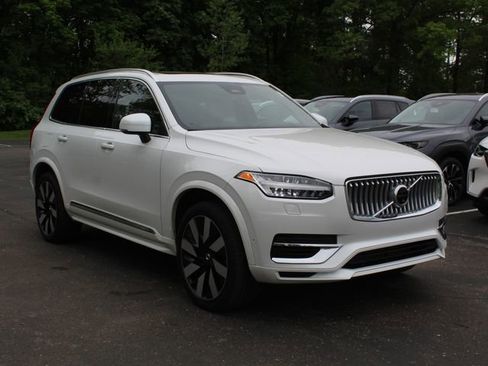 Certified 2023 Volvo XC90 T8 Ultimate AWD/4WD image 1