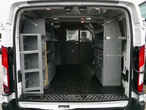 Used 2015 Ford Transit 150 130 Low Roof RWD image 9