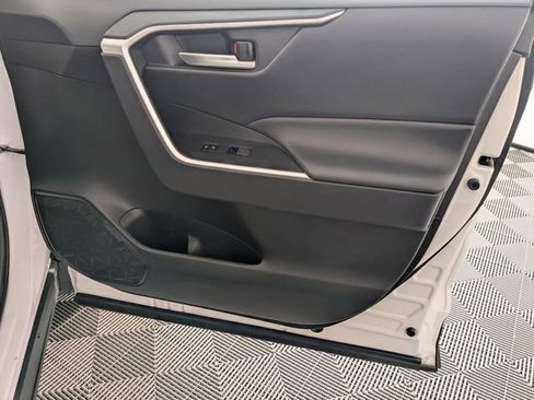 Used 2024 Toyota RAV4 XLE Premium image 33