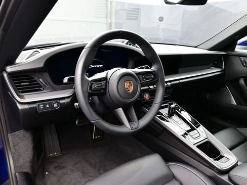 Certified 2025 Porsche 911 Carrera RWD image 4