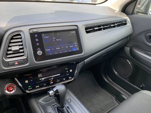 Used 2022 Honda HR-V EX image 20