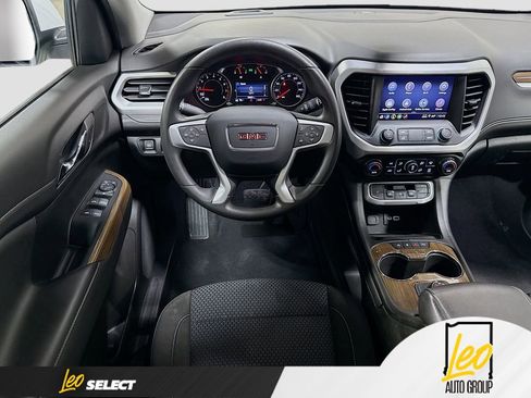 Used 2023 GMC Acadia SLE AWD/4WD image 22