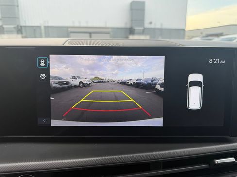 Used 2025 Hyundai Santa Fe SEL FWD image 12
