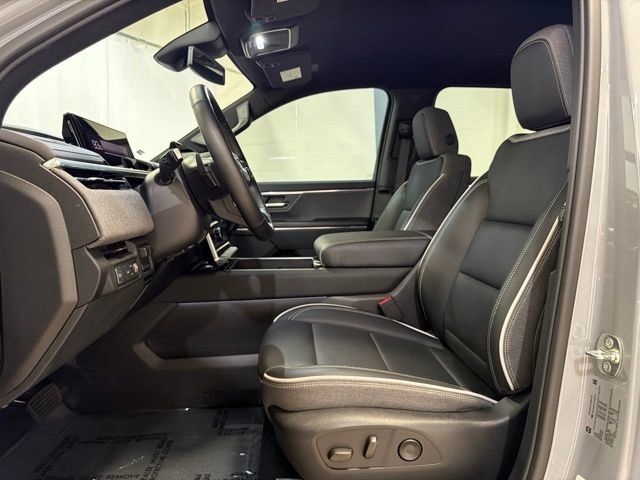 Used 2026 GMC Sierra EV Elevation AWD/4WD image 12
