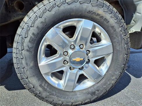 Used 2022 Chevrolet Silverado 2500 LTZ w/ LTZ Convenience Package image 46