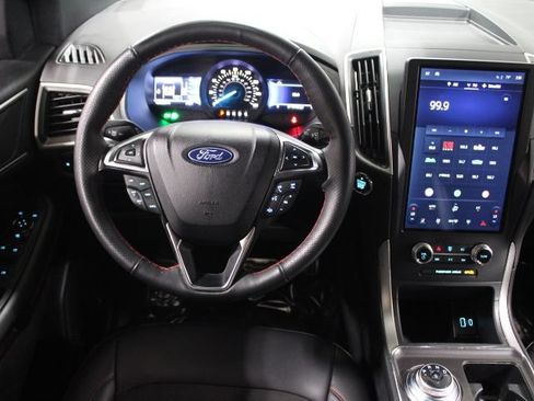 Used 2024 Ford Edge ST-Line AWD/4WD image 30