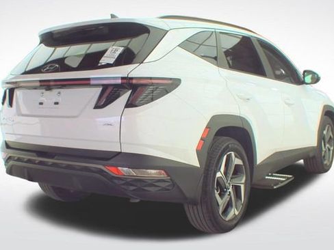 Used 2023 Hyundai Tucson SEL w/ Convenience Package AWD/4WD image 2