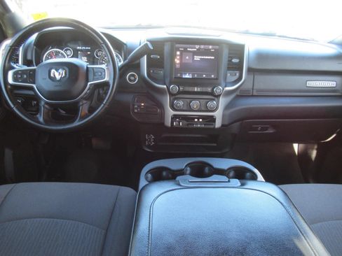 Used 2024 RAM 2500 Big Horn AWD/4WD image 12