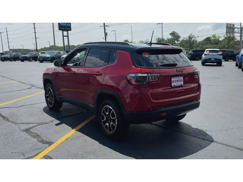 Used 2025 Jeep Compass Trailhawk AWD/4WD image 6