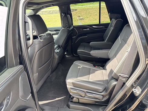 Used 2024 Cadillac Escalade Sport w/ Touring Package AWD/4WD image 10