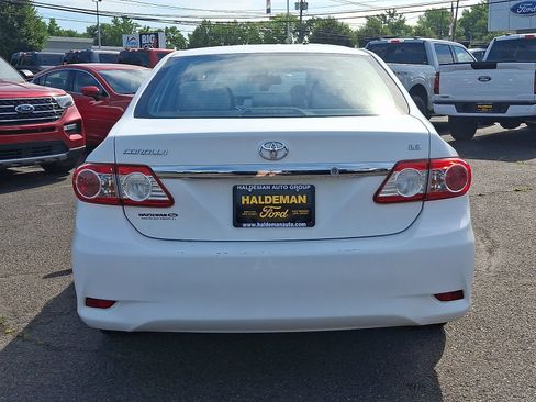 Used 2011 Toyota Corolla LE FWD image 6