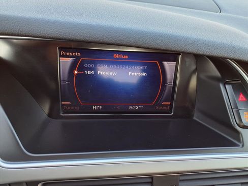 Used 2013 Audi A4 2.0T Premium w/ Convenience Pkg image 4