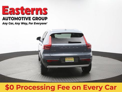 Used 2021 Volvo XC40 T4 Inscription FWD image 38