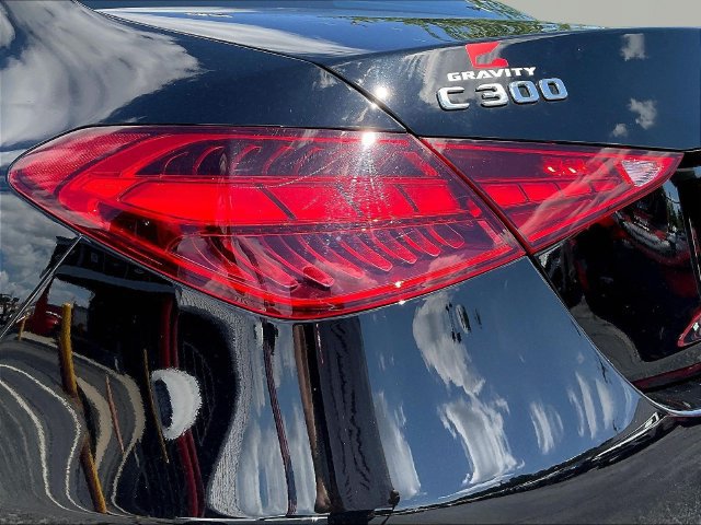 Used 2023 Mercedes-Benz C 300 Sedan image 23