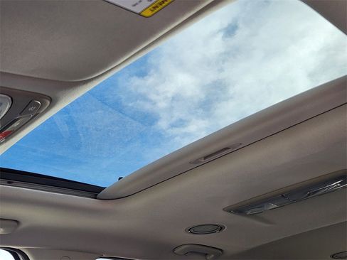 New 2025 Kia Telluride S image 17