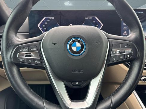 Certified 2023 BMW i4 eDrive35 w/ Premium Package image 17