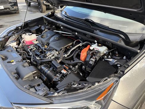 Used 2020 Toyota RAV4 Limited image 43