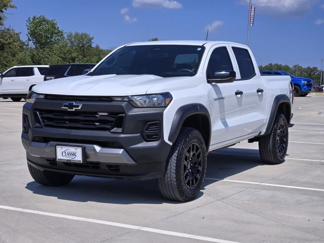 Used 2024 Chevrolet Colorado Trail Boss w/ Advanced Trailering Package AWD/4WD image 4