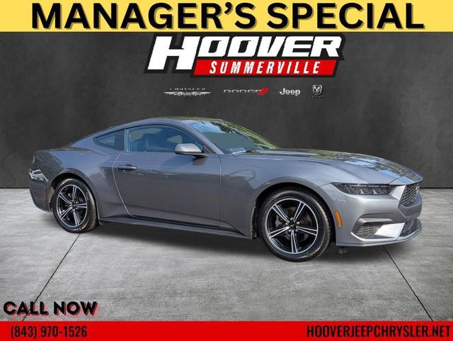 Used 2025 Ford Mustang Coupe RWD image 1