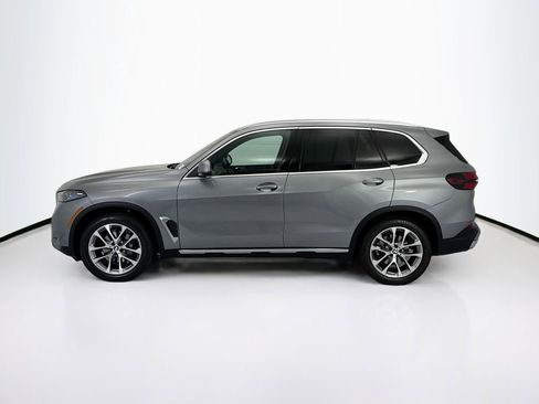 Certified 2026 BMW X5 sDrive40i w/ Parking Assistance Package RWD image 8
