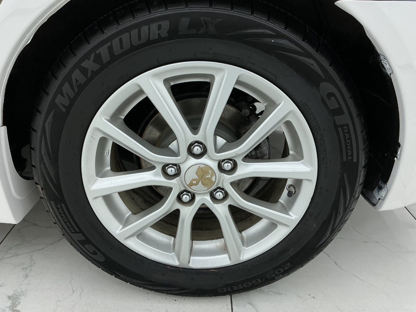 Used 2016 Mitsubishi Lancer ES AWD/4WD image 43