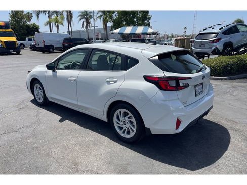 Certified 2025 Subaru Impreza 2.0i image 3