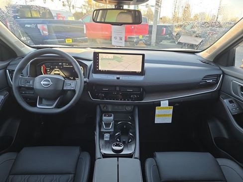 New 2026 Nissan Rogue Platinum w/ Platinum Premium Package image 11