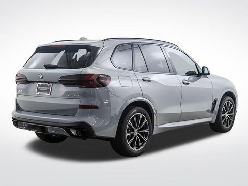 New 2026 BMW X5 xDrive40i w/ M Sport Package AWD/4WD image 5