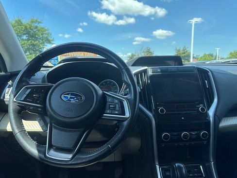 Used 2019 Subaru Ascent Premium AWD/4WD image 9