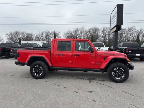 New 2026 Jeep Gladiator Rubicon image 2