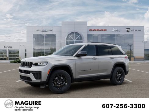 New 2026 Jeep Grand Cherokee Altitude AWD/4WD image 2