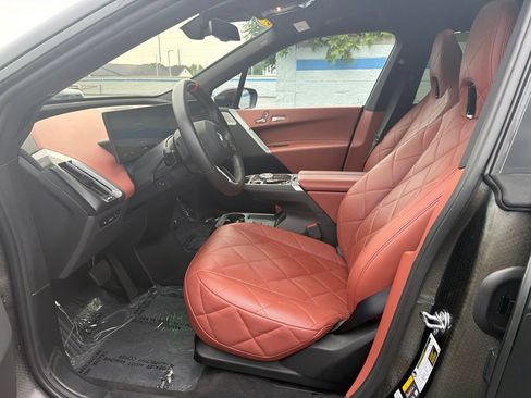 Used 2025 BMW iX M60 AWD/4WD image 18