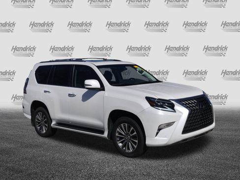 Used 2023 Lexus GX 460 Luxury w/ Accessory Package image 2