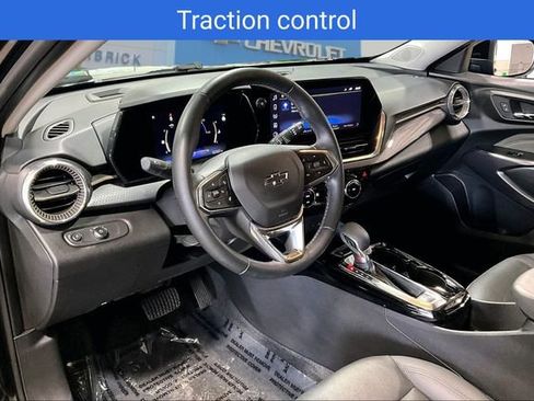 Certified 2024 Chevrolet Trax ACTIV w/ Driver Confidence Package image 18