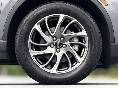 Used 2022 Lincoln Corsair FWD image 18