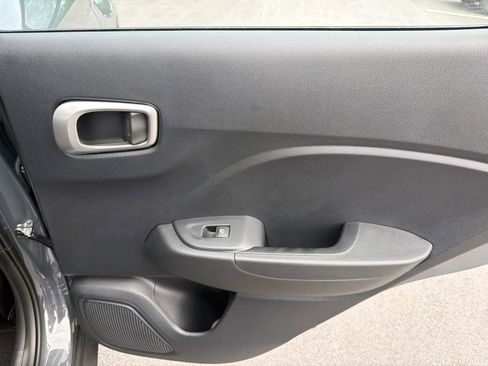 New 2026 Hyundai Venue SE FWD image 17