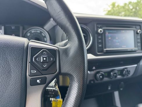 Used 2016 Toyota Tacoma SR5 w/ Towing Package RWD image 35