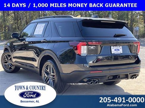 Certified 2025 Ford Explorer ST image 5