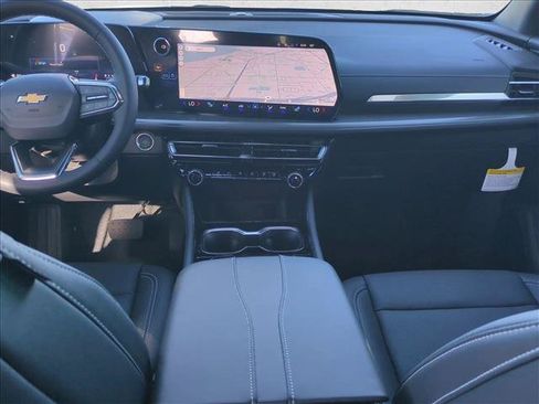 New 2026 Chevrolet Traverse LT w/ Driver Confidence Package FWD image 15