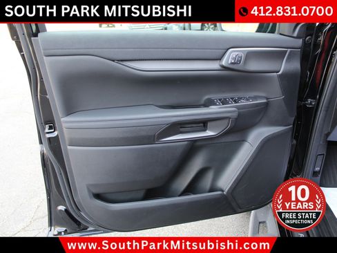 Used 2025 Ford Ranger Raptor AWD/4WD image 14